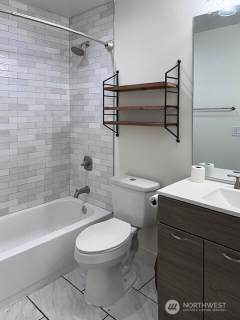 2326 Mcdougall Avenue Property Photo 8