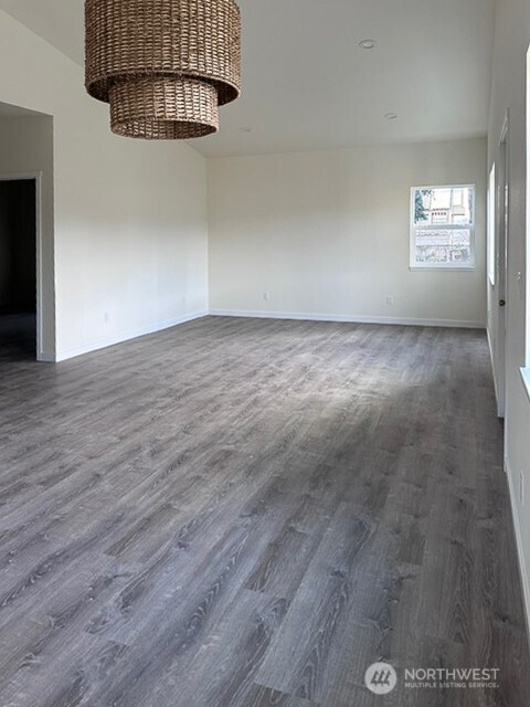 2326 Mcdougall Avenue Property Photo 29