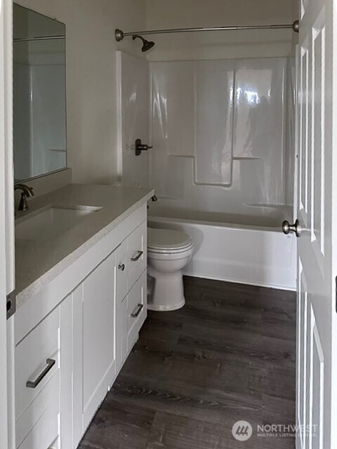 2326 Mcdougall Avenue Property Photo 31