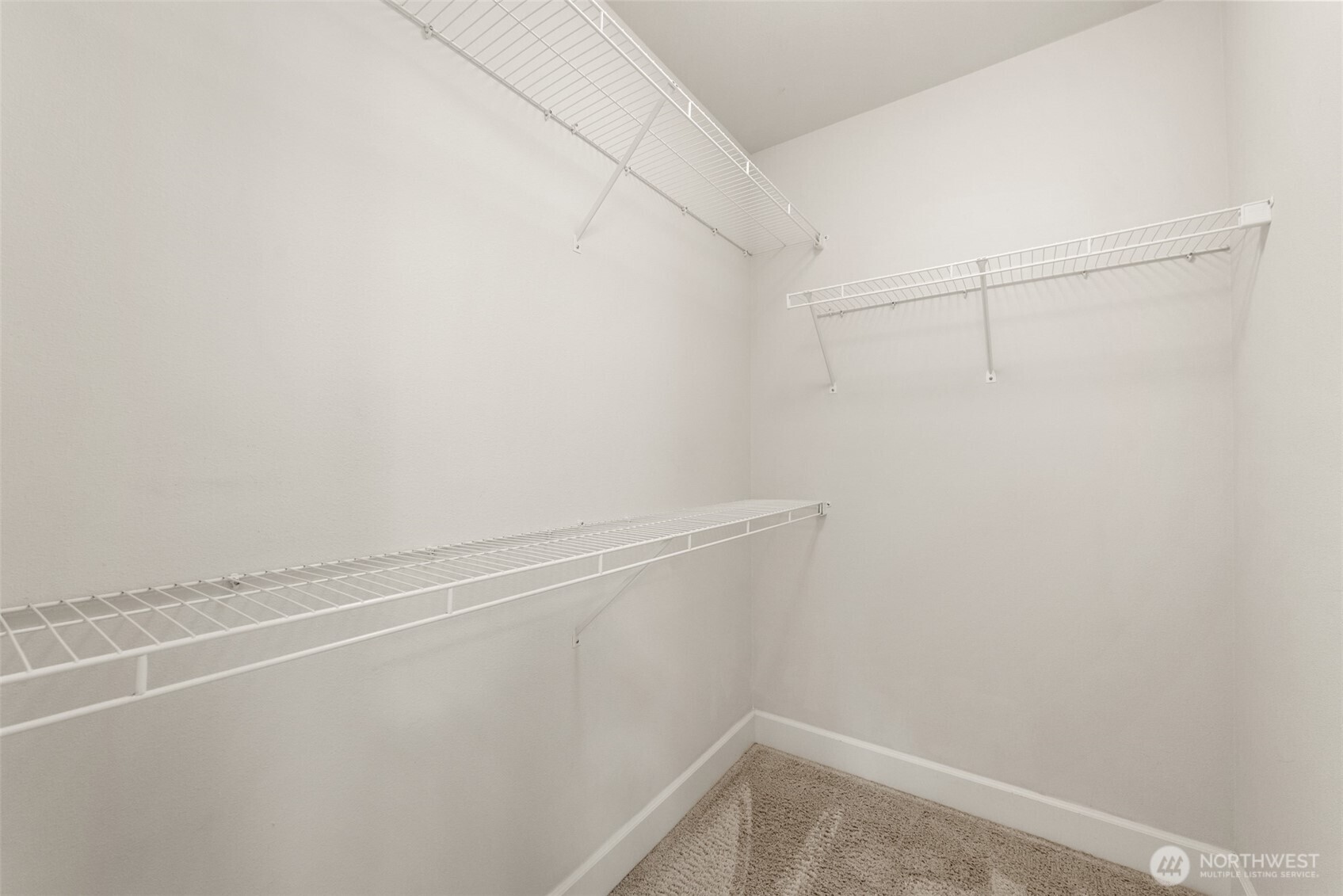1321 Greenwich Walk Property Photo 16