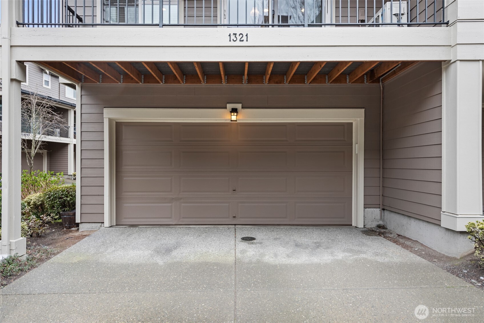 1321 Greenwich Walk Property Photo 27