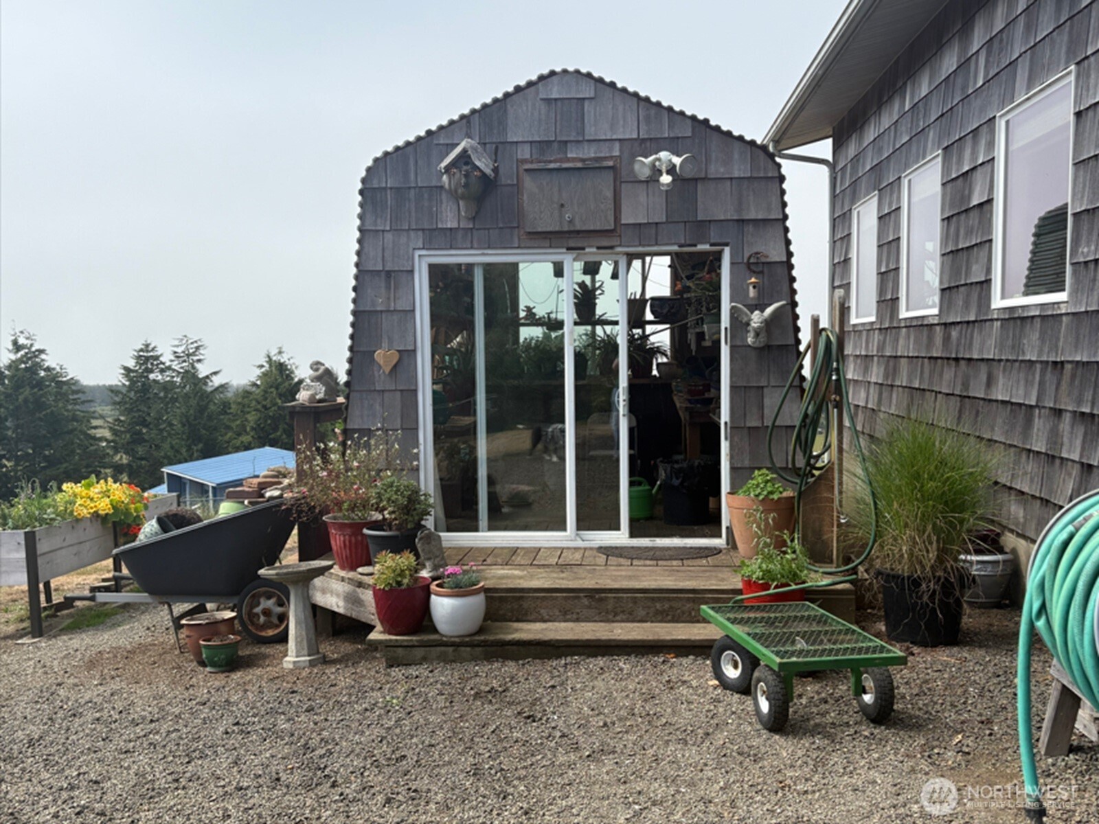 20 Jacalyn Lane Property Photo 8