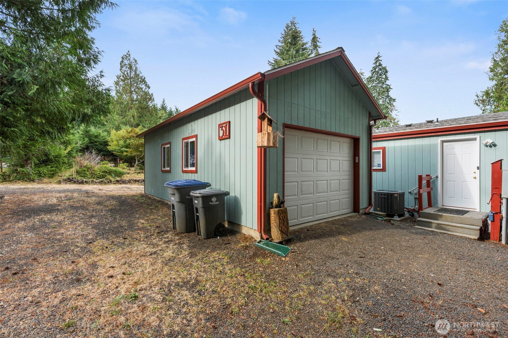 31 Se Cabana Avenue Property Photo 5