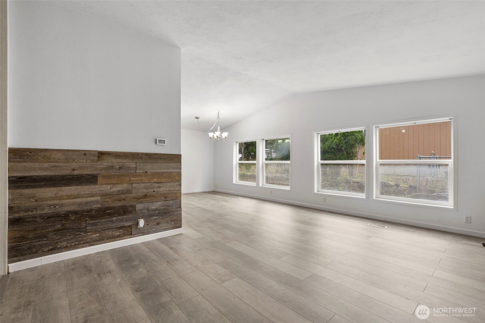 31 Se Cabana Avenue Property Photo 28
