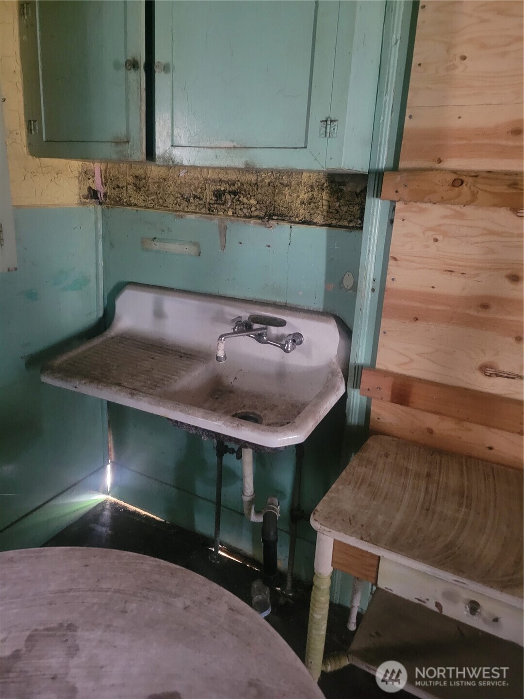 218 S 2nd Street Property Photo 7