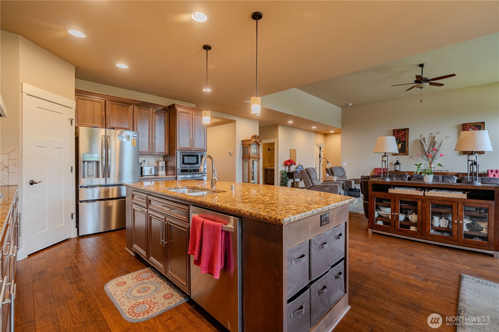 1822 S Dusky Drive Property Photo 8