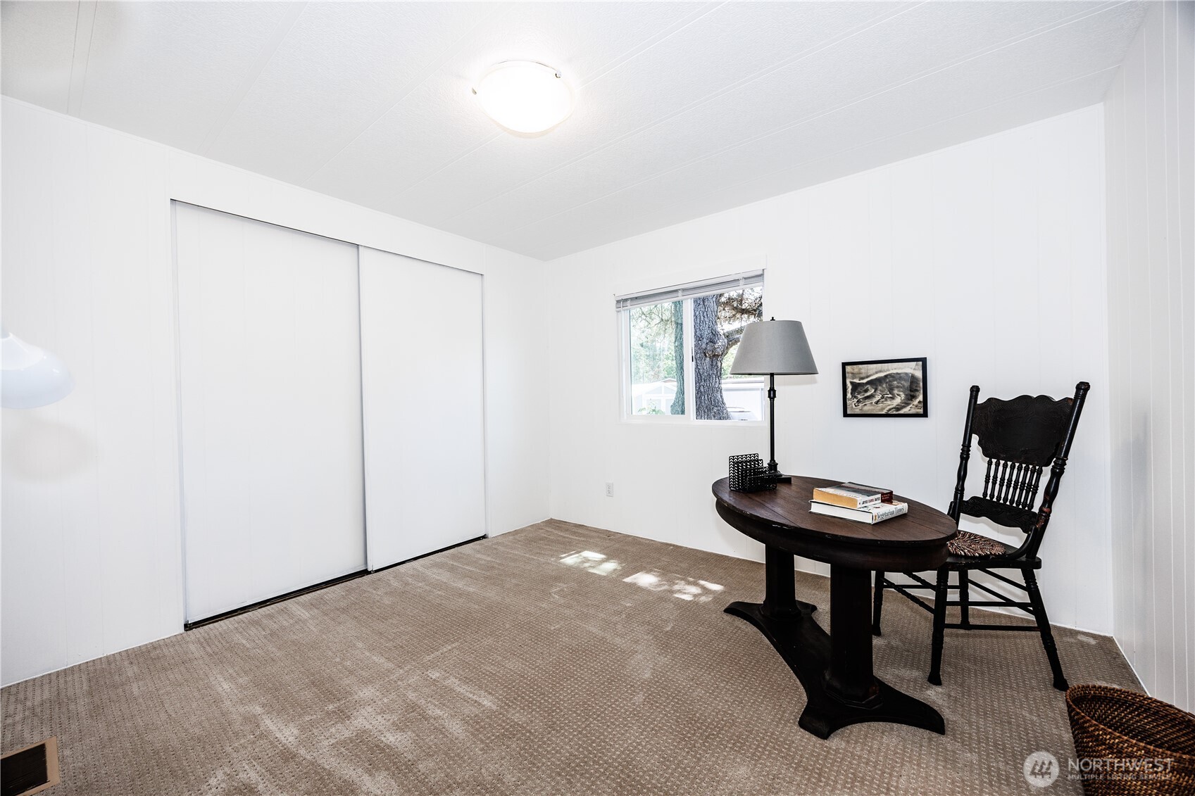 2400 Donovan Avenue 35 Property Photo 16