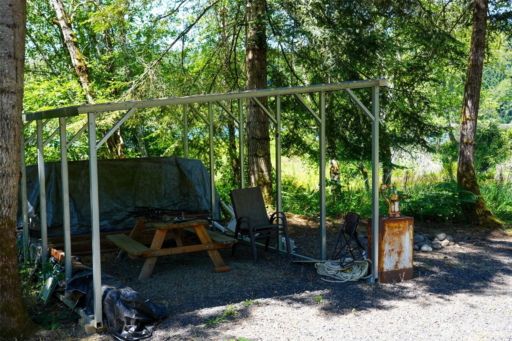 21500 Tono Road Property Photo 11