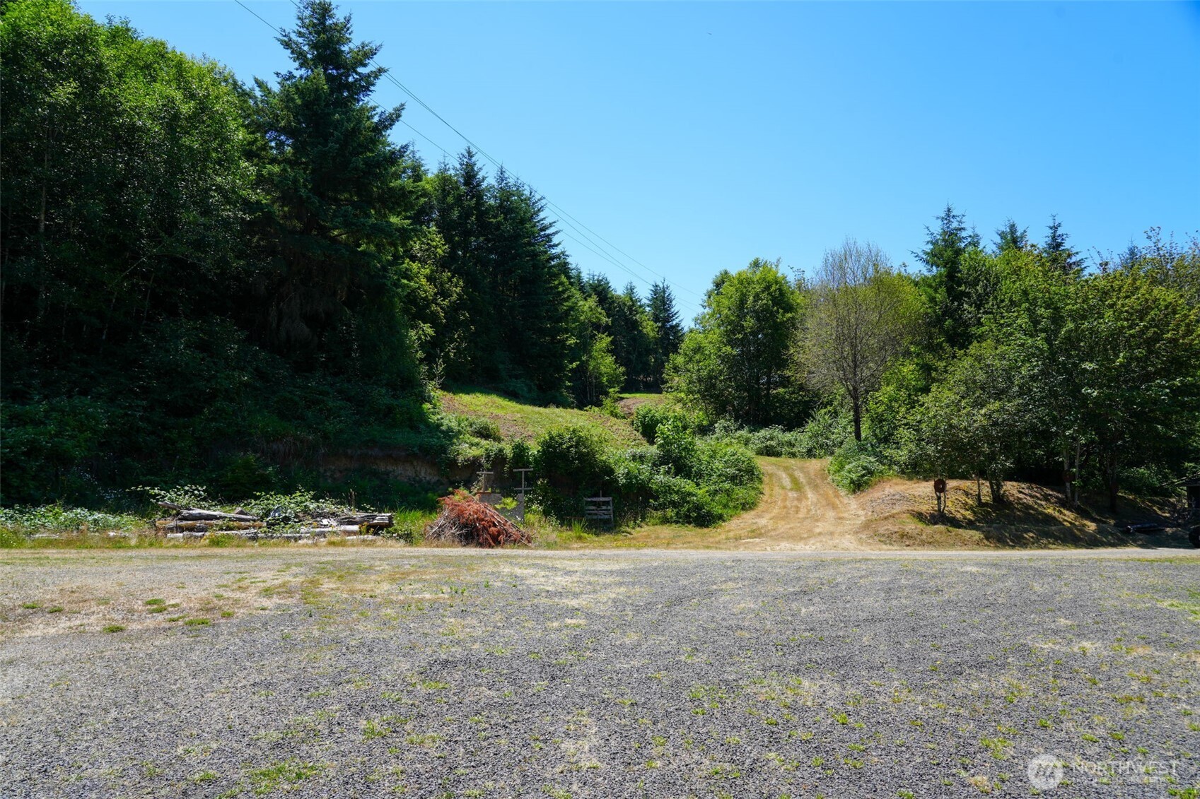 21500 Tono Road Property Photo 13