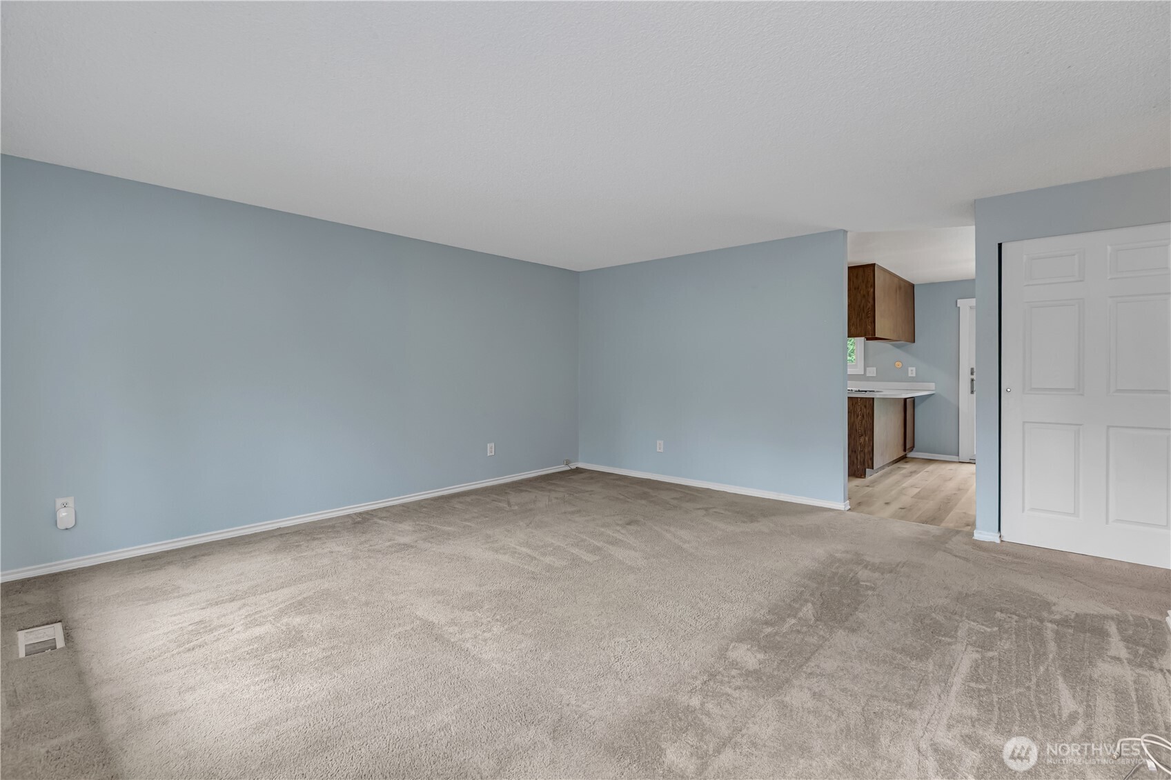 18759 130th Avenue Property Photo 3