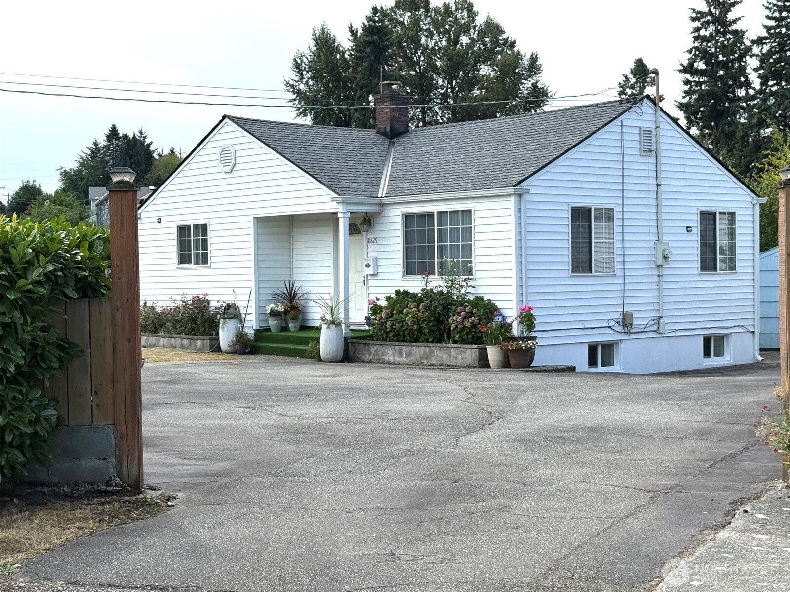 11829 76 Avenue Property Photo 25