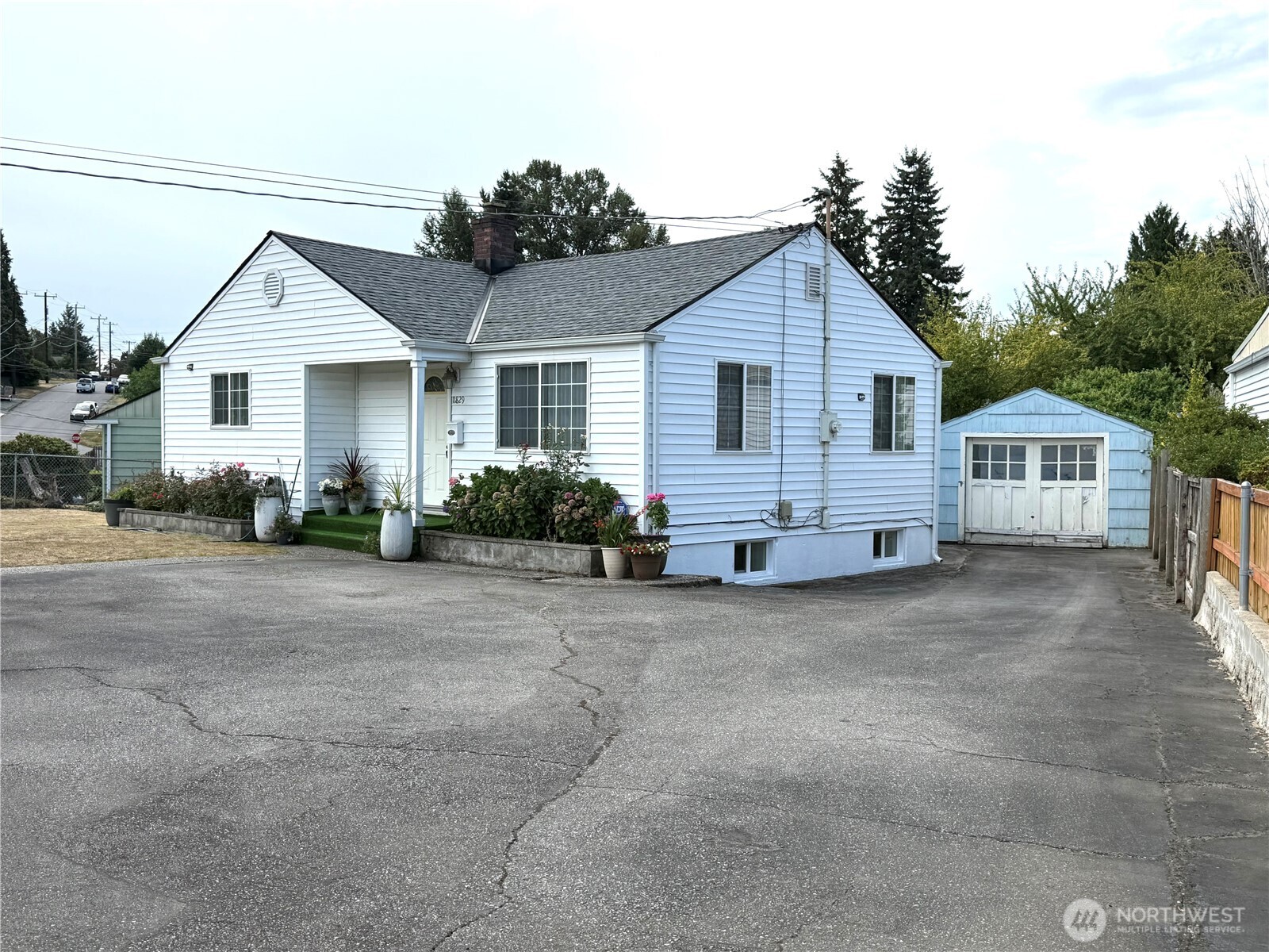 11829 76 Avenue Property Photo 27