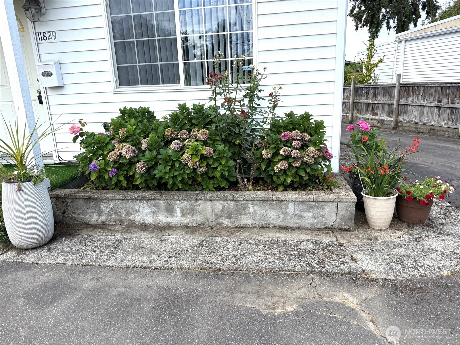 11829 76 Avenue Property Photo 30