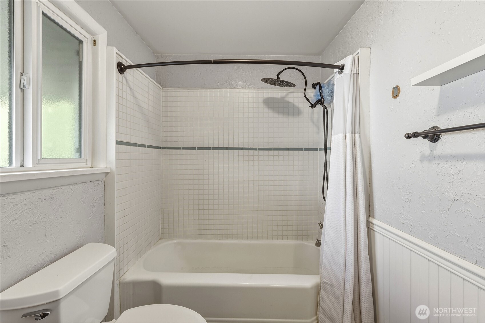 607 Locust Street Property Photo 18