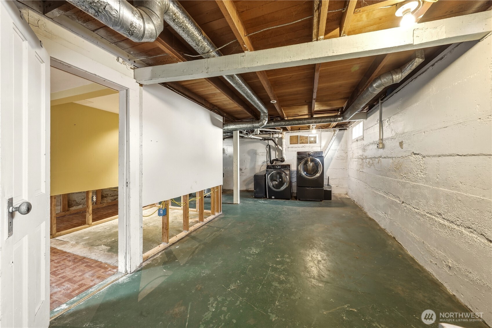 607 Locust Street Property Photo 24