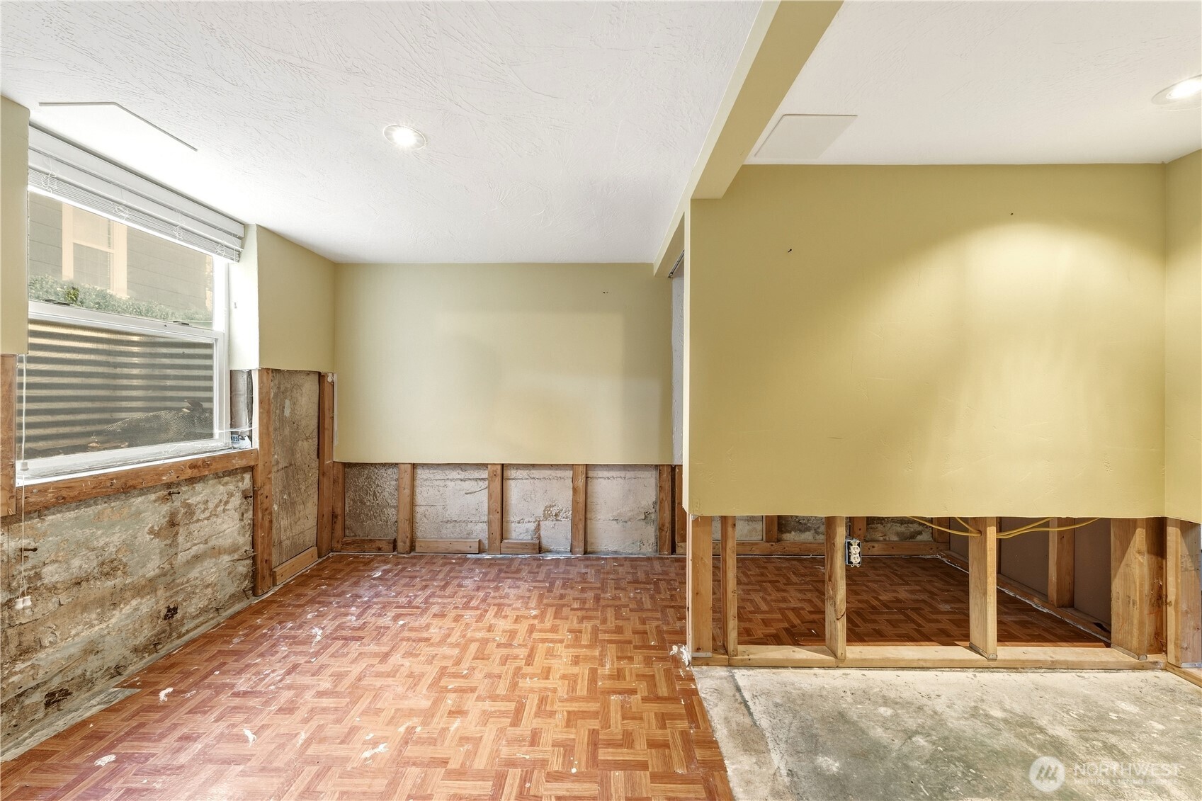 607 Locust Street Property Photo 25