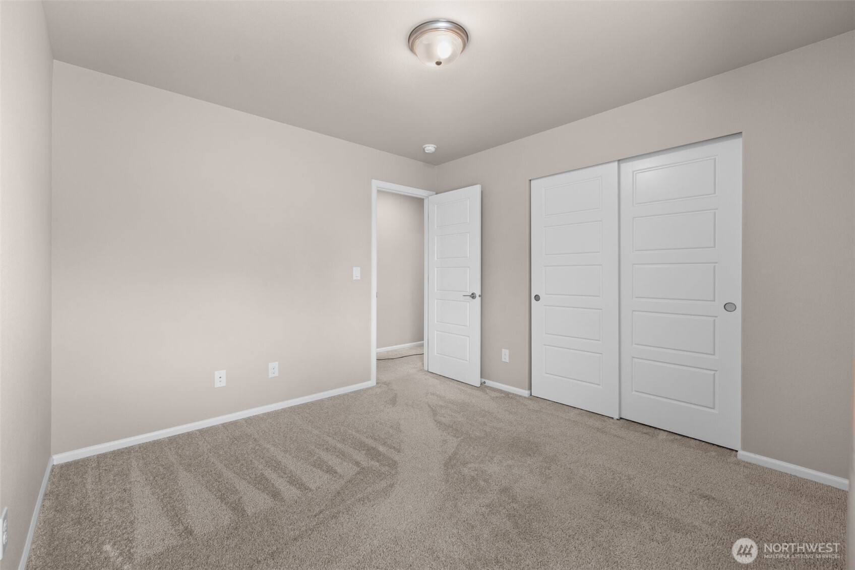 32898 Pine Avenue Property Photo 14