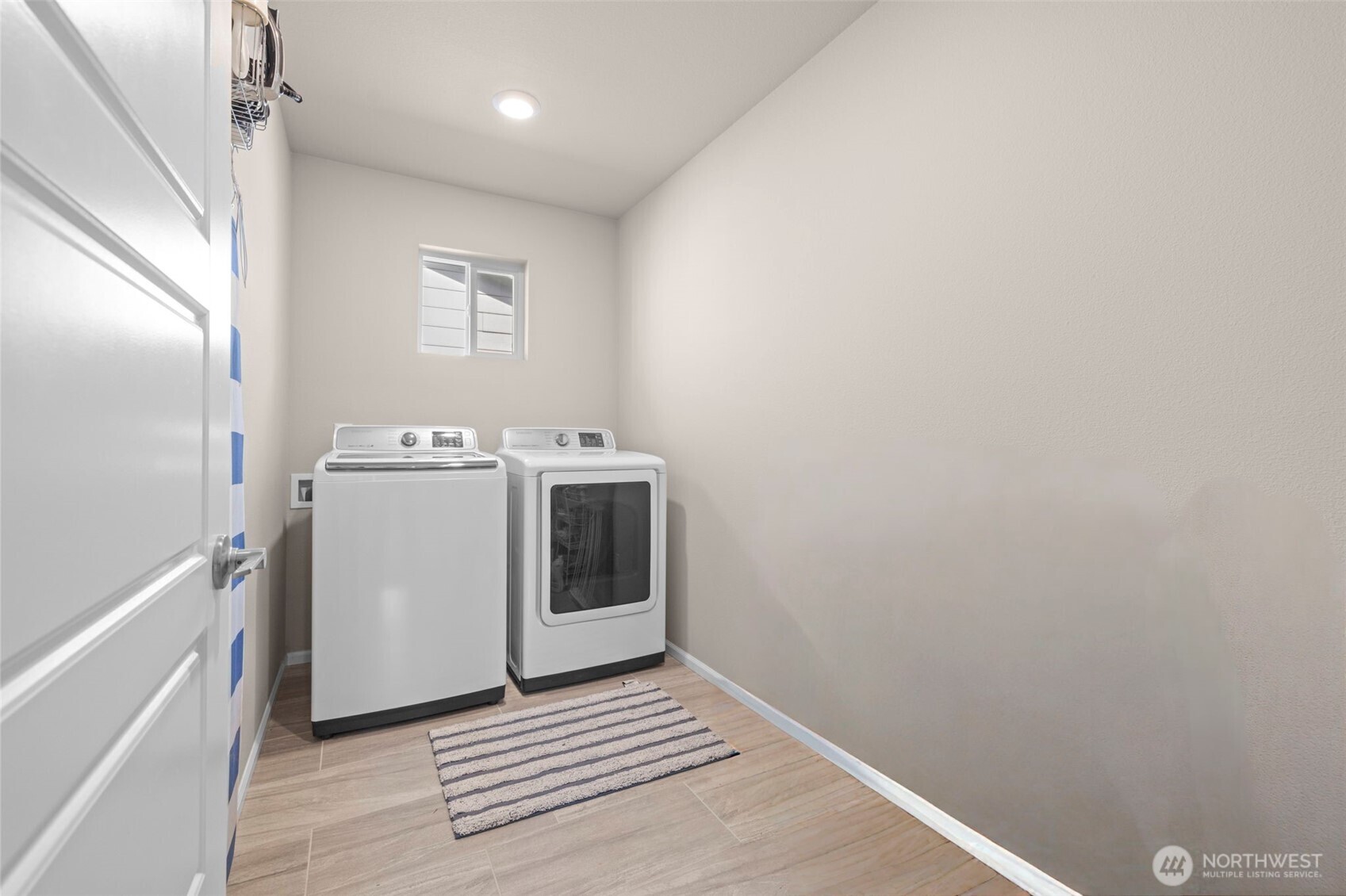32898 Pine Avenue Property Photo 17