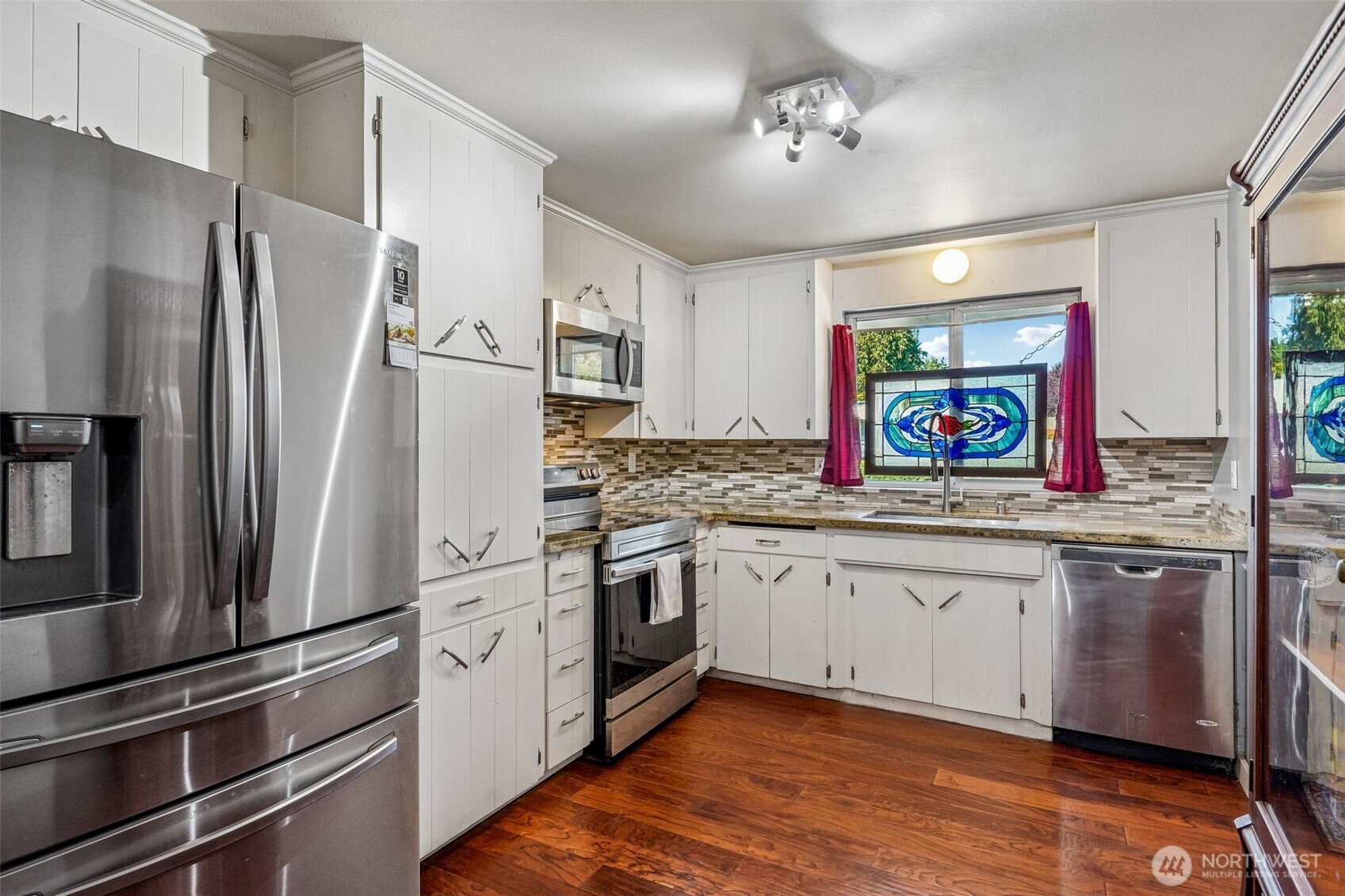 1006 S 72nd Street Property Photo 5