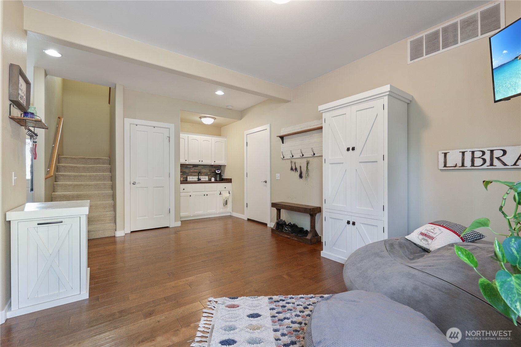 18949 137th Street Property Photo 7