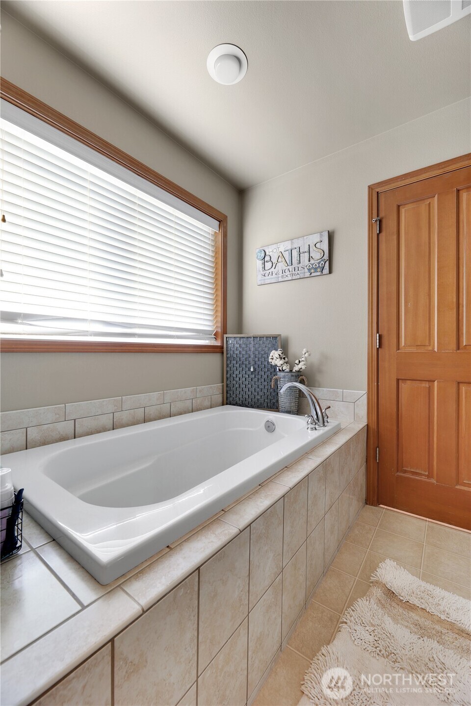 18949 137th Street Property Photo 15