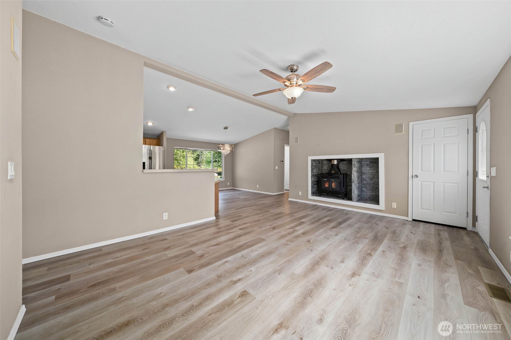 14609 246th Street Property Photo 8