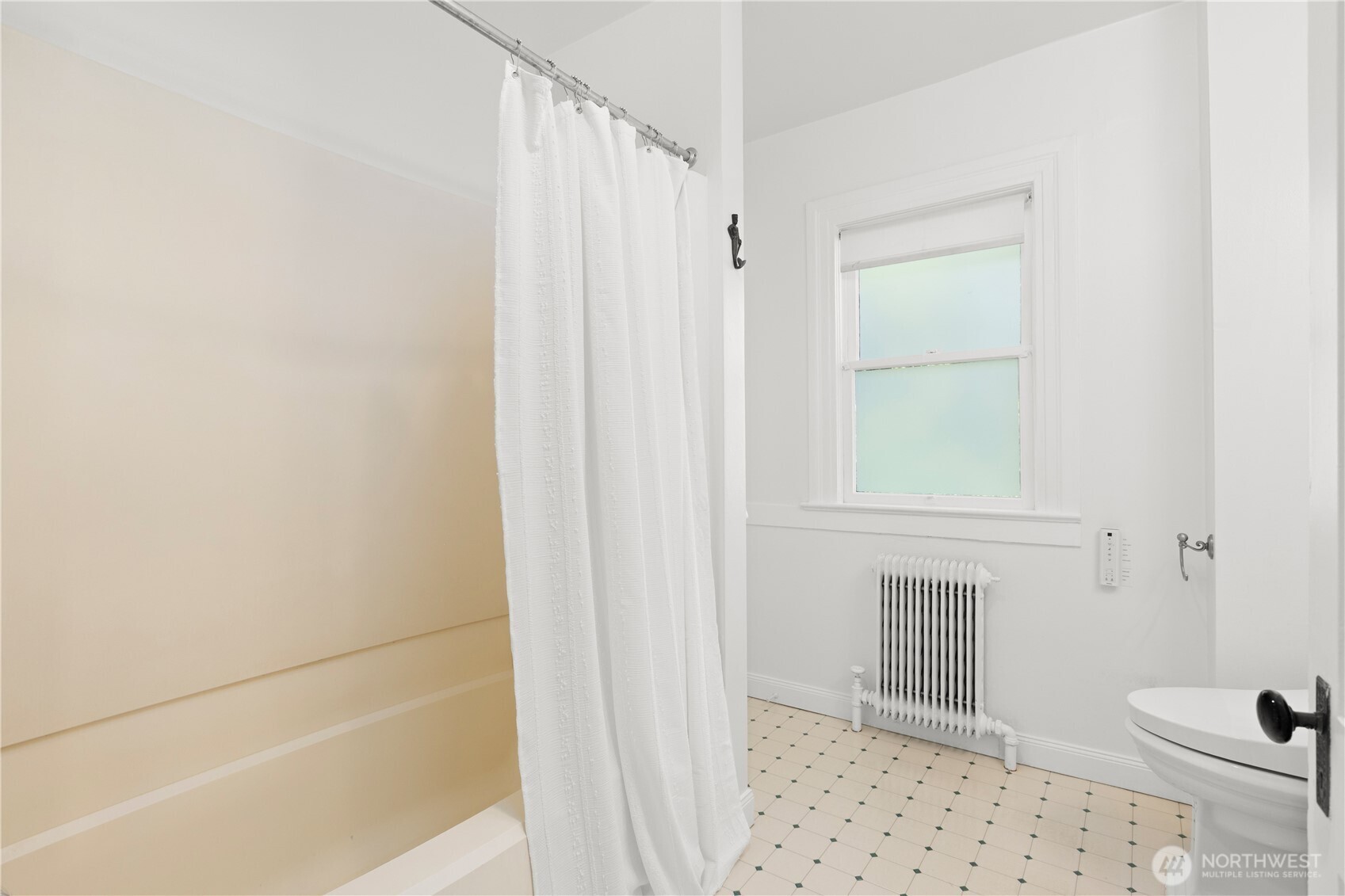 1129 37th Avenue Property Photo 25