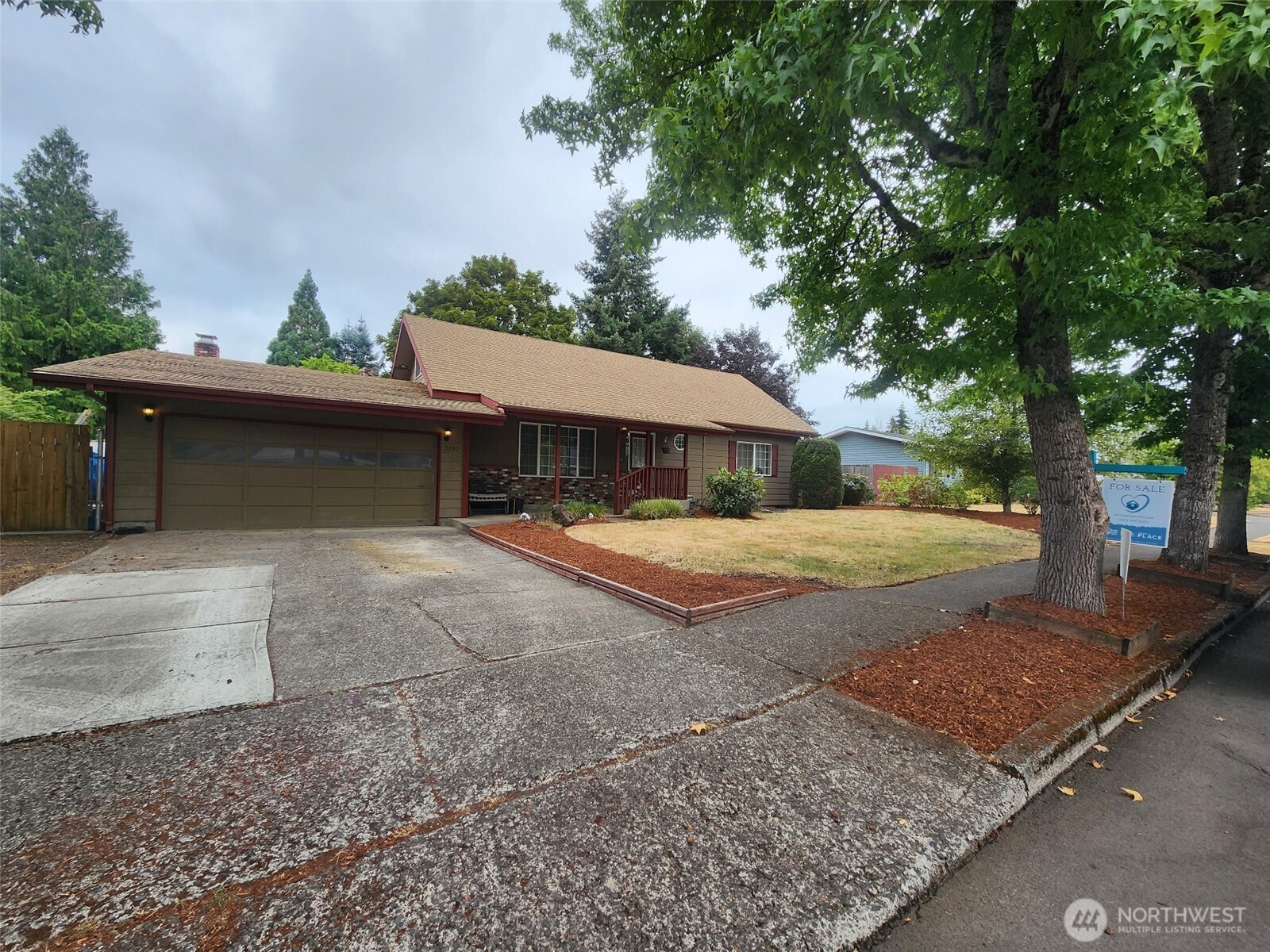3202 Ne 150th Avenue Property Photo 1