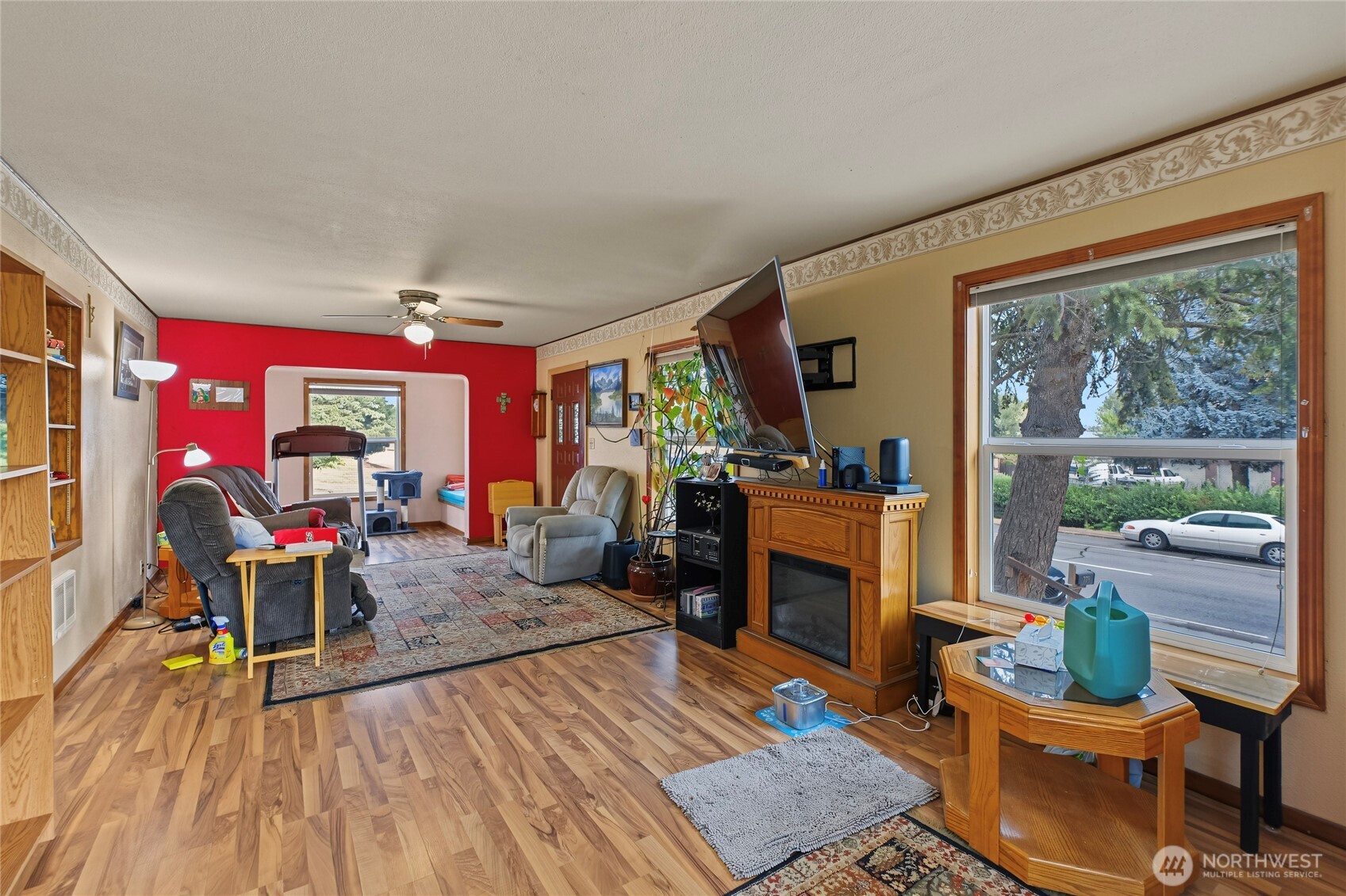 779 N 2nd Avenue Property Photo 16