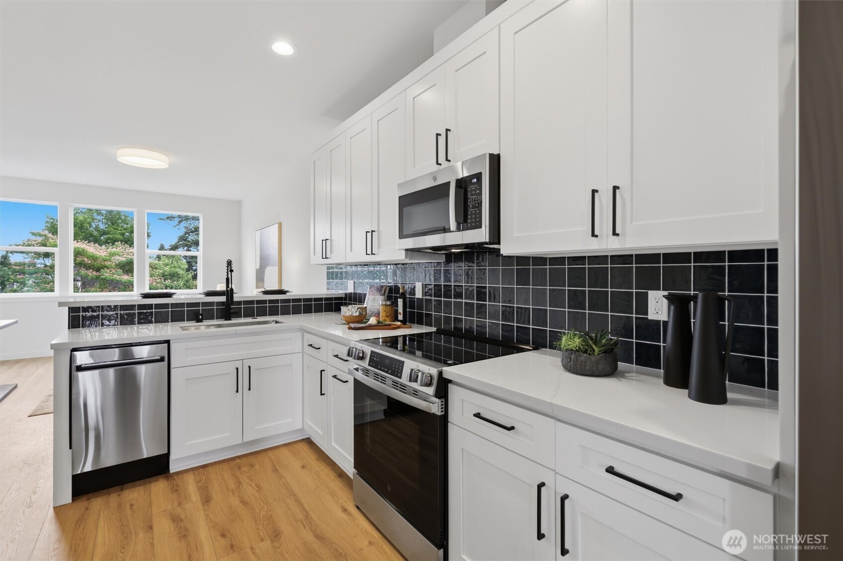 1511 Fulton Street B Property Photo 5