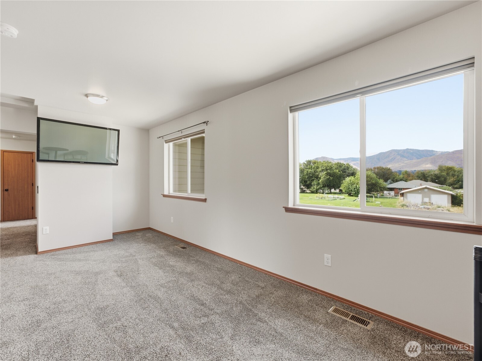 123 Nw Porters Court Property Photo 17