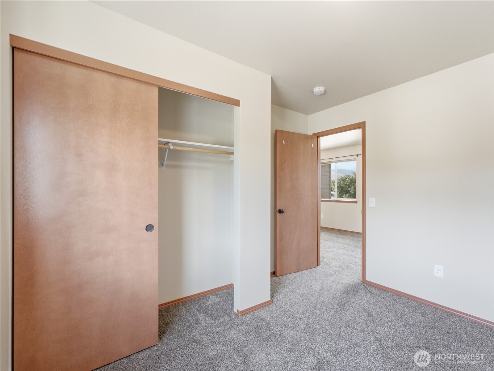 123 Nw Porters Court Property Photo 23