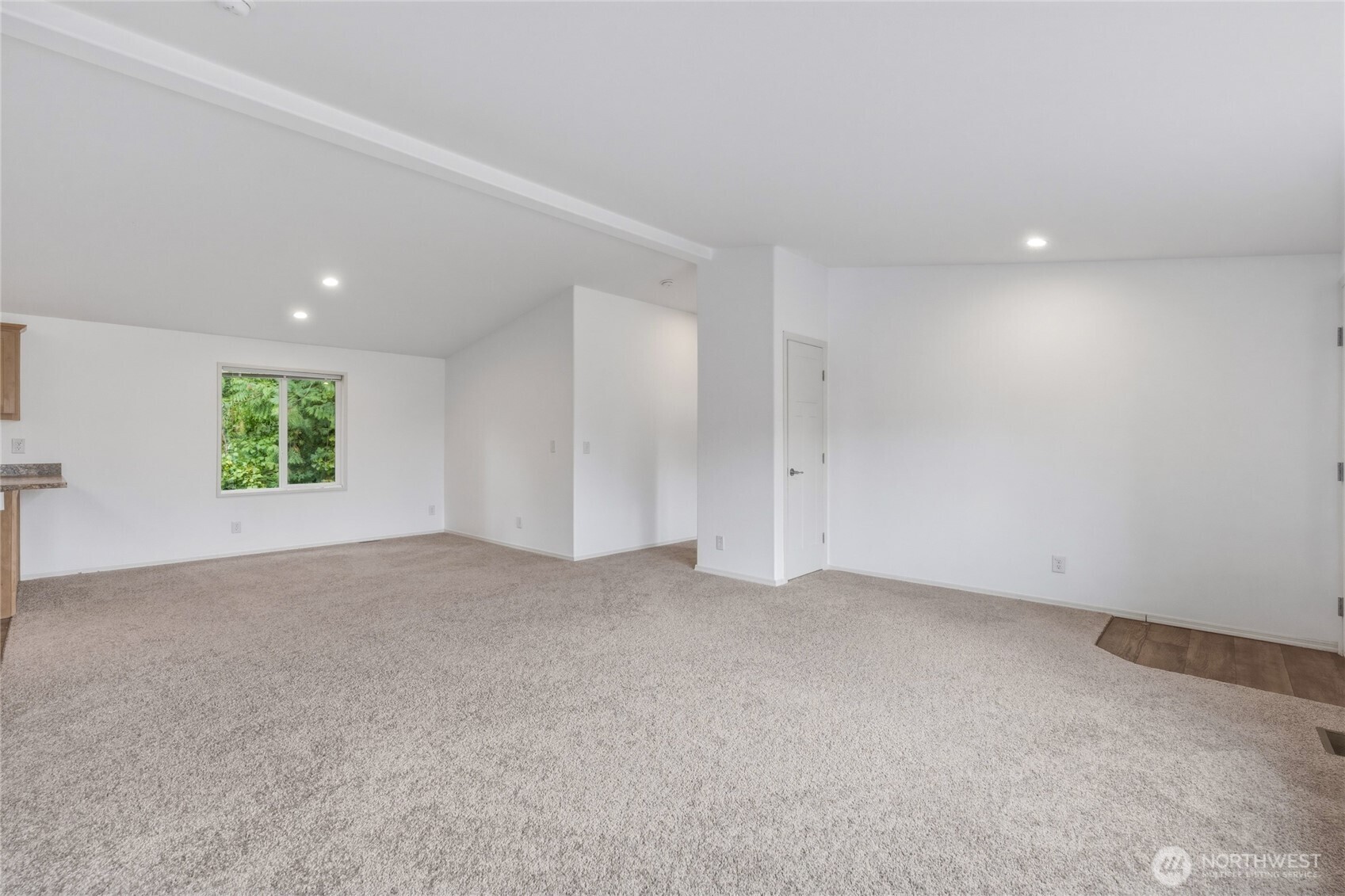 1920 Grade Street Property Photo 8