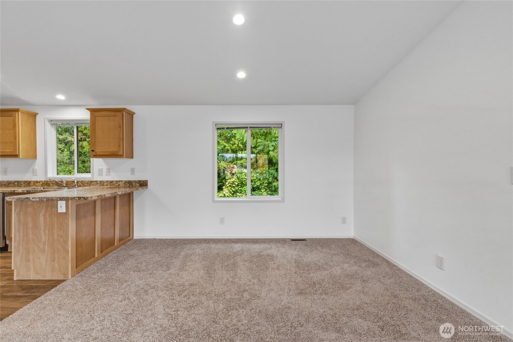 1920 Grade Street Property Photo 10