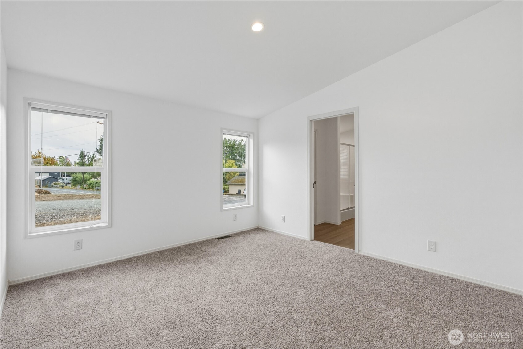 1920 Grade Street Property Photo 21