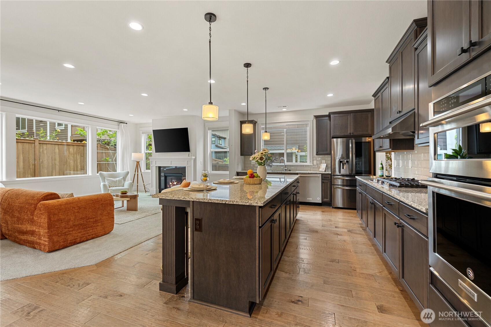 1431 243rd Place Property Photo 9