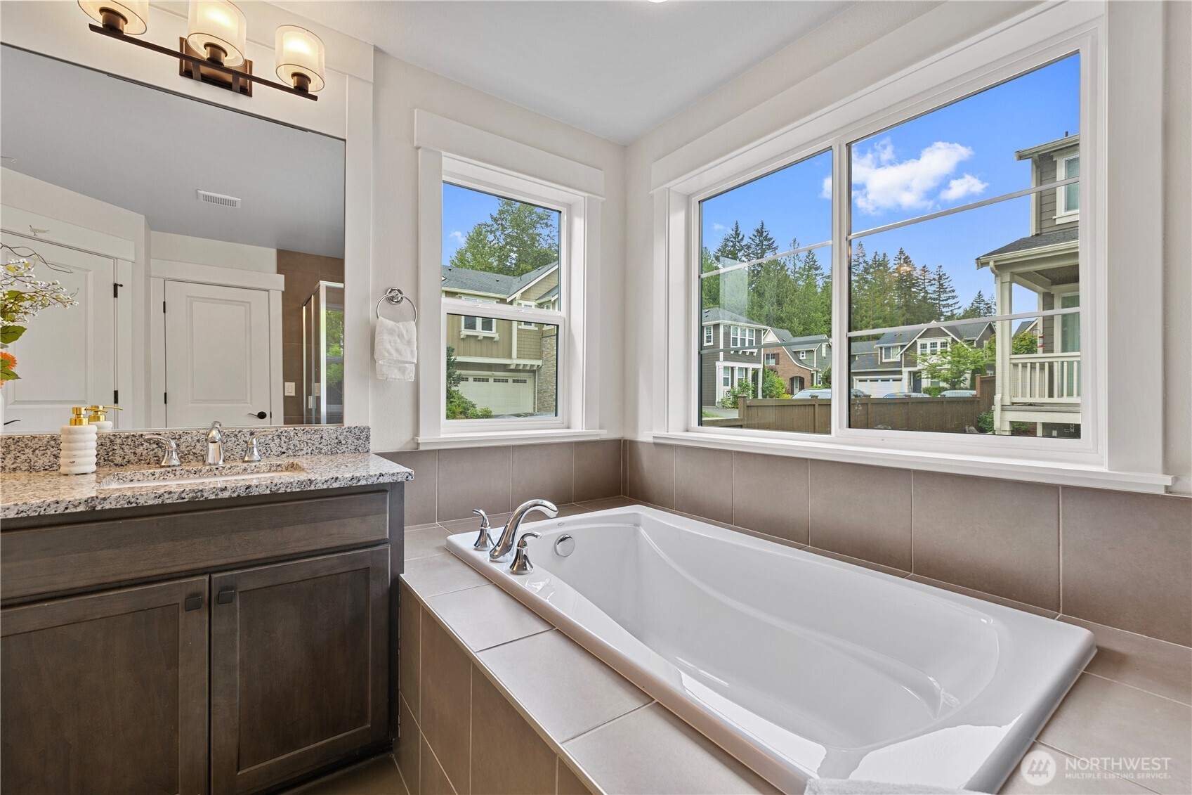 1431 243rd Place Property Photo 23