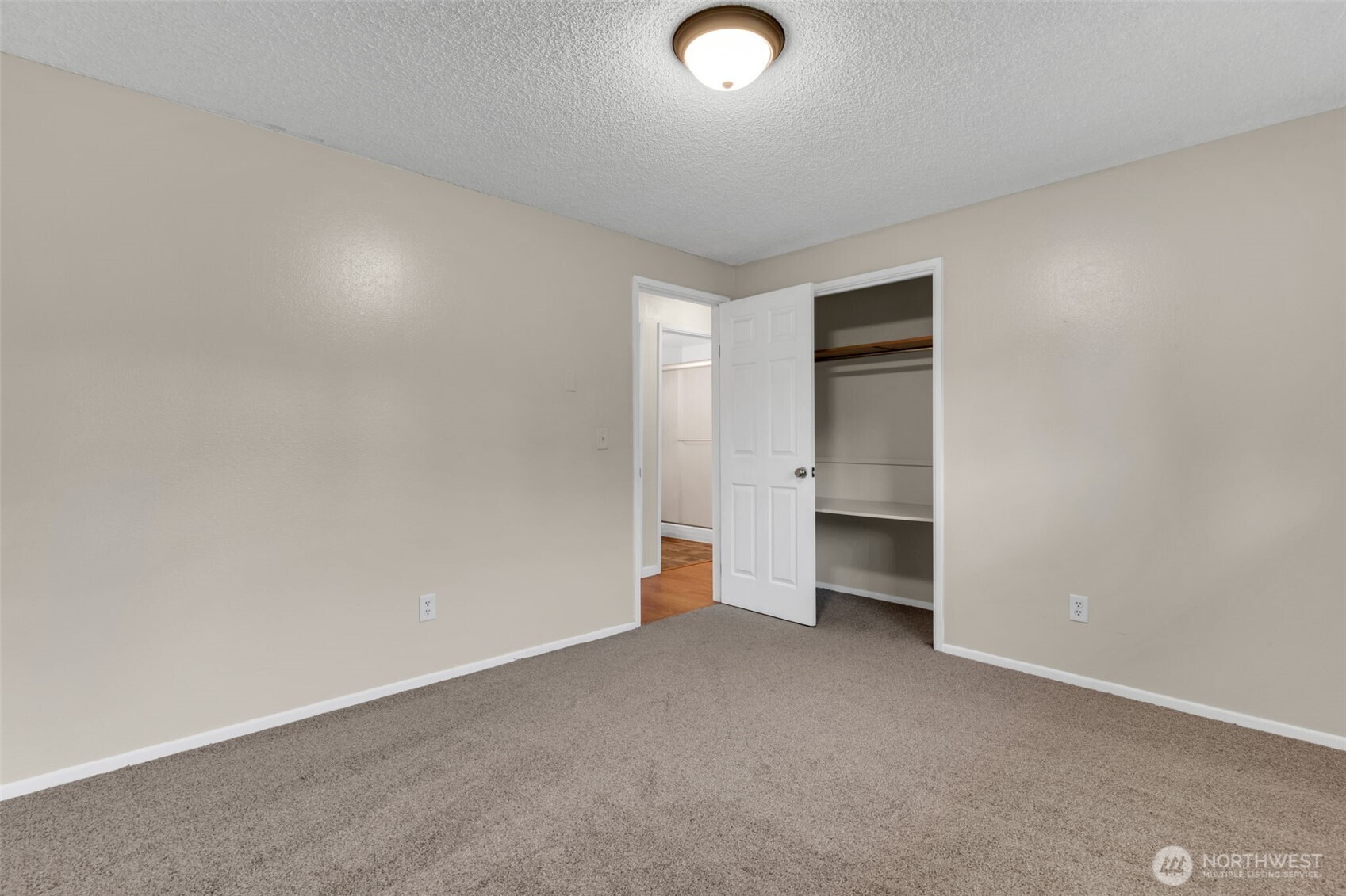 5002 Ne 141st Ave Property Photo 24