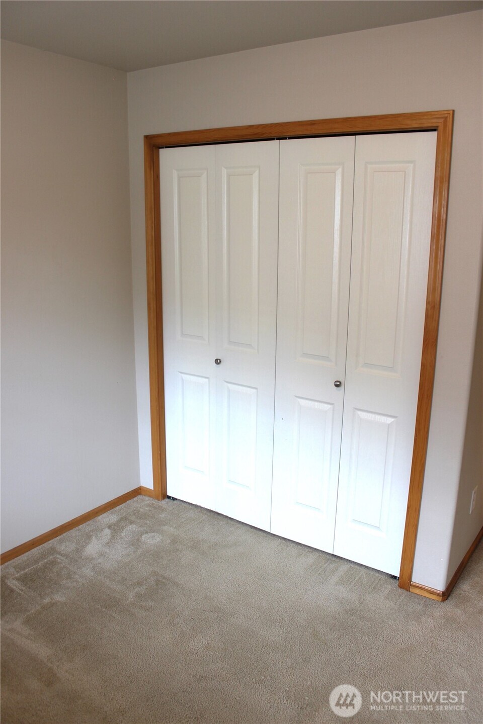 406 Jackson Court Property Photo 18