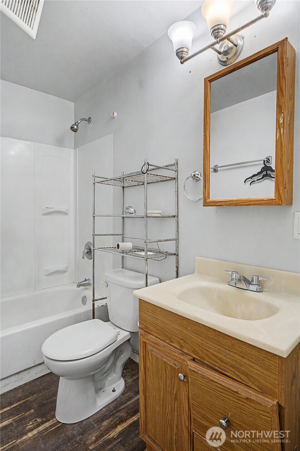 912 W Loop Drive Property Photo 21