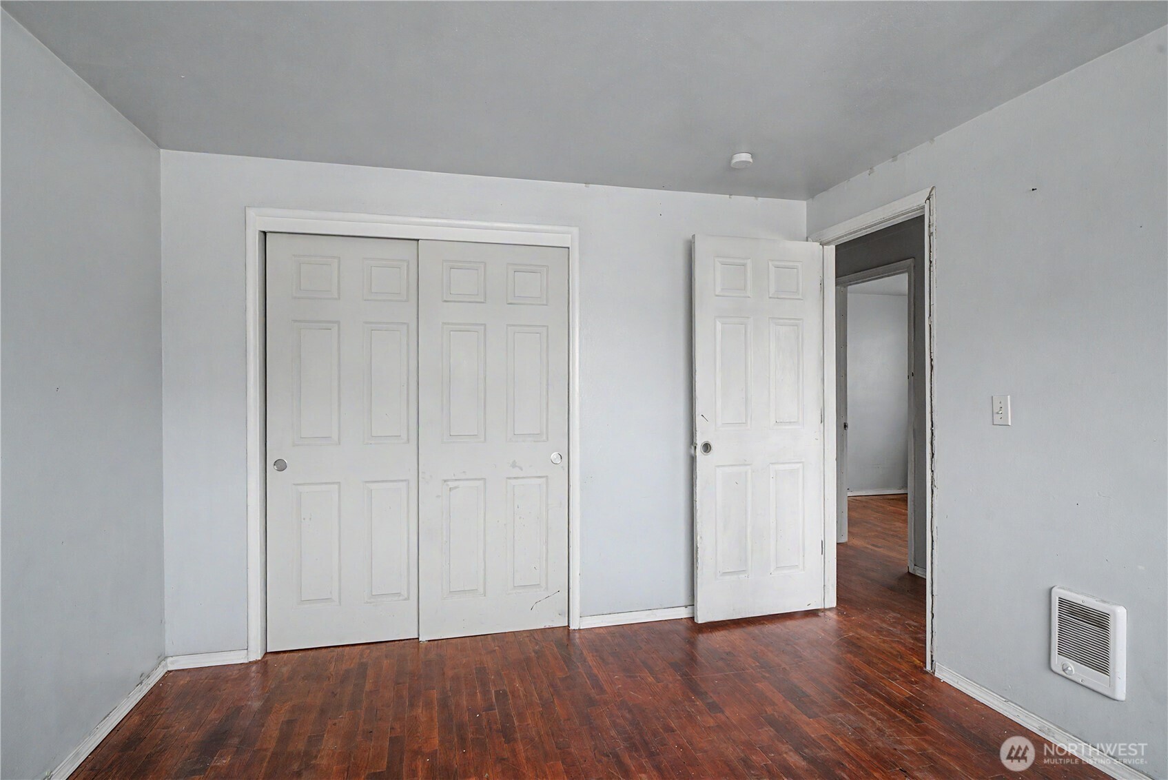 912 W Loop Drive Property Photo 23