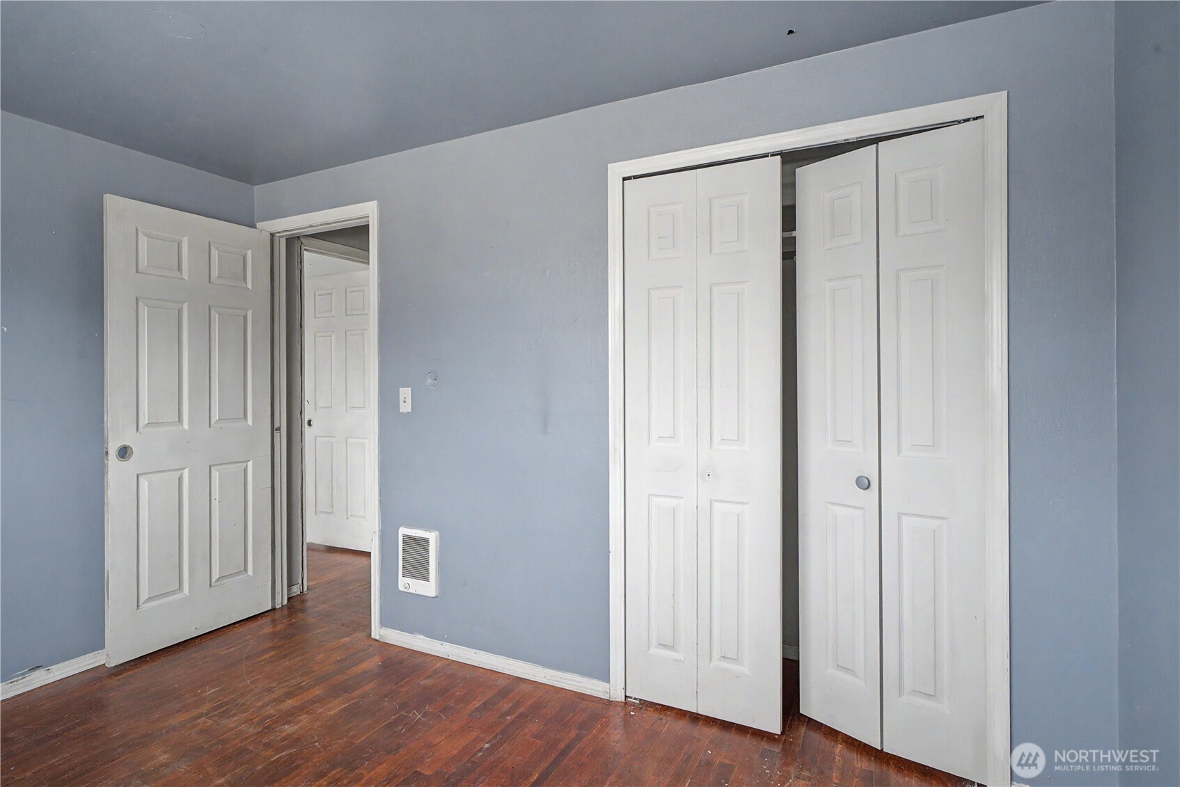 912 W Loop Drive Property Photo 25