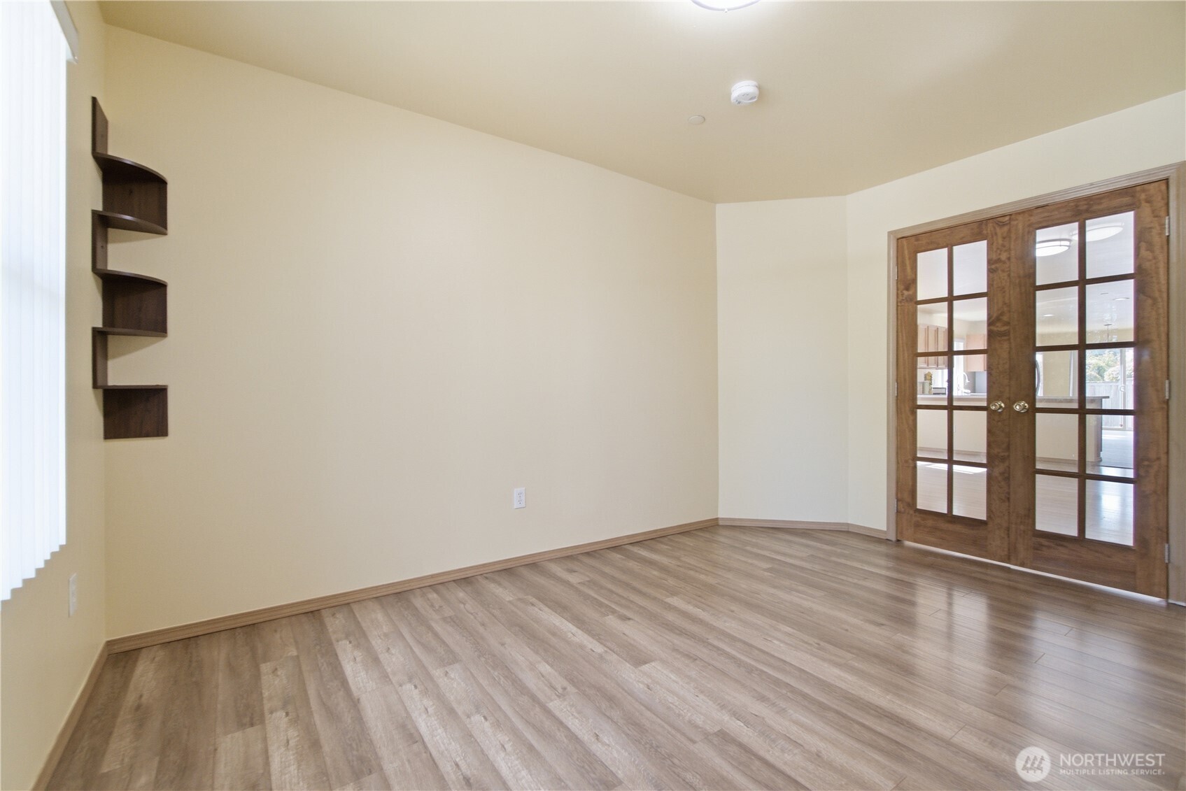 2991 Mcneil Street Property Photo 8