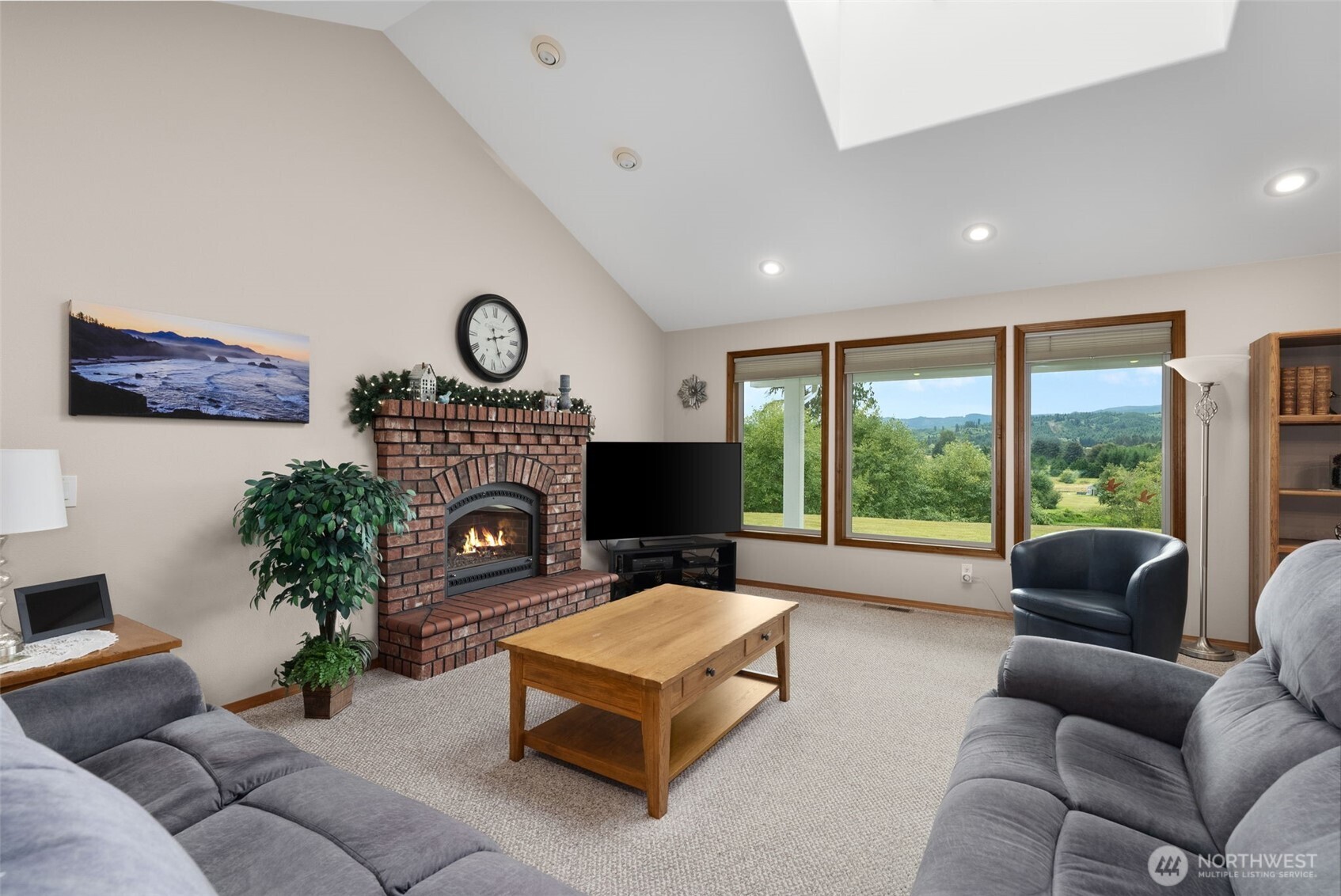 15 Penny Lane Property Photo 8