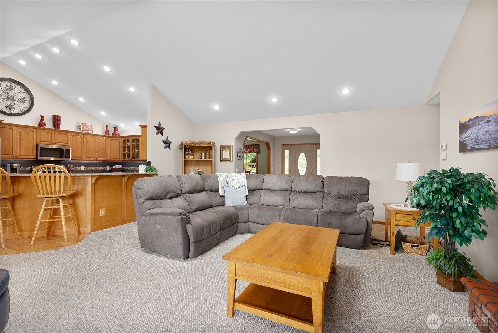 15 Penny Lane Property Photo 10