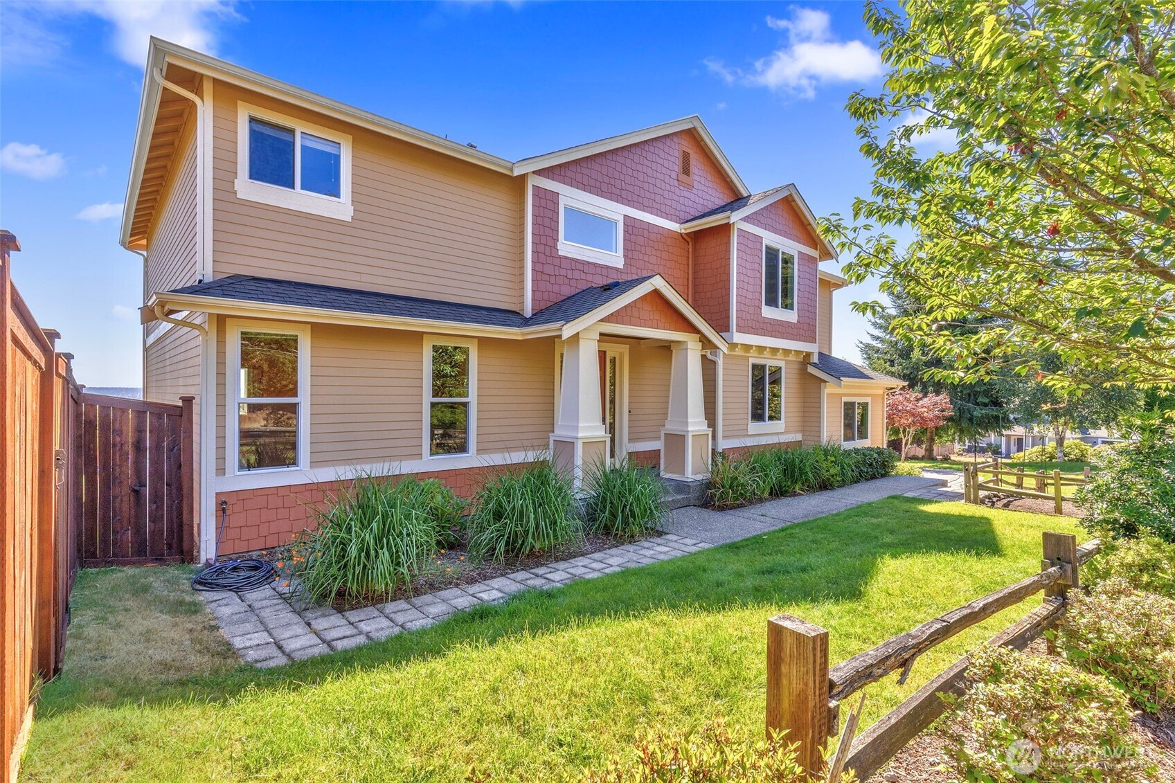 11543 Ne Skyward Loop Property Photo 6