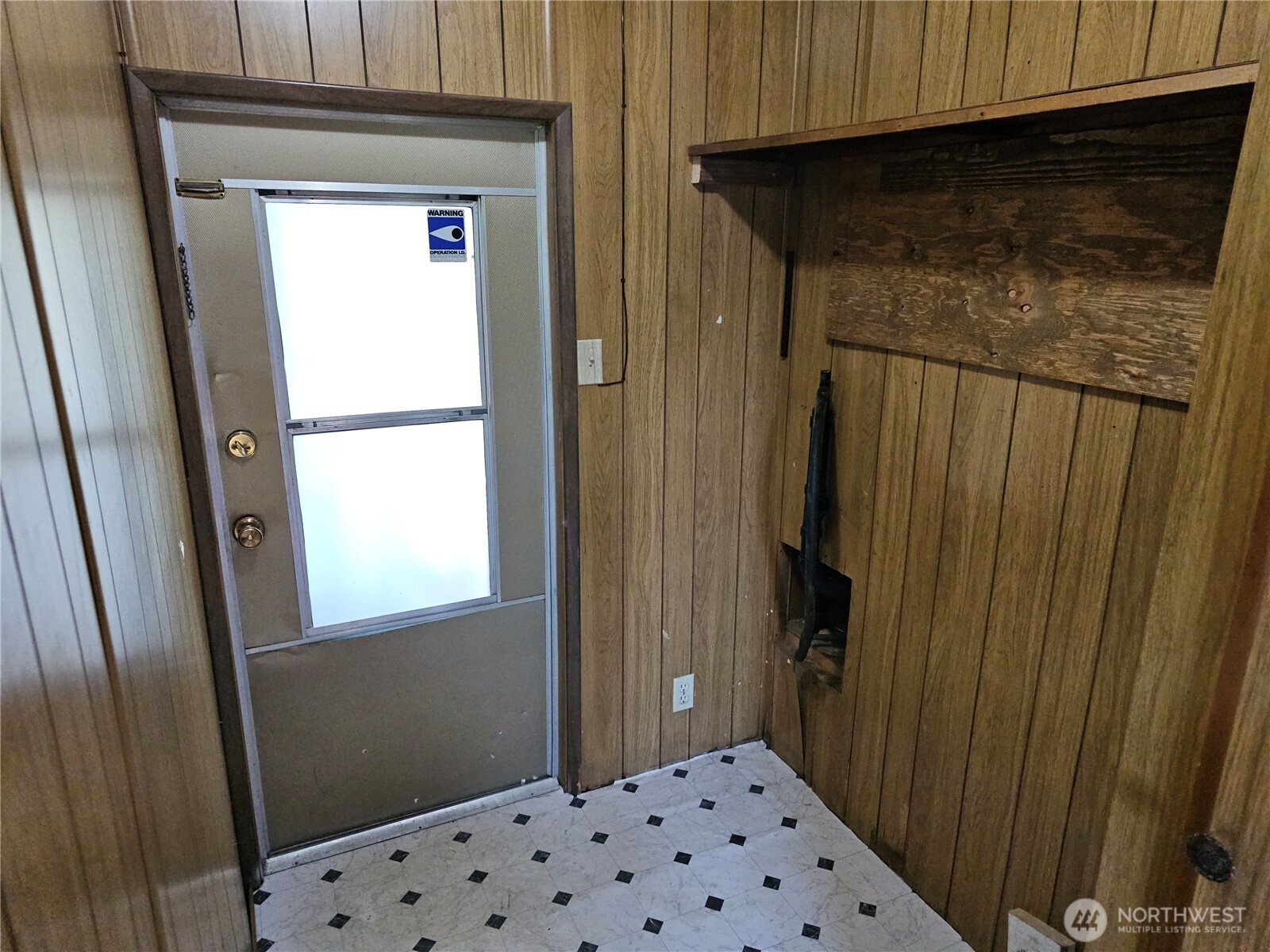 4720 W Davis Road Property Photo 10