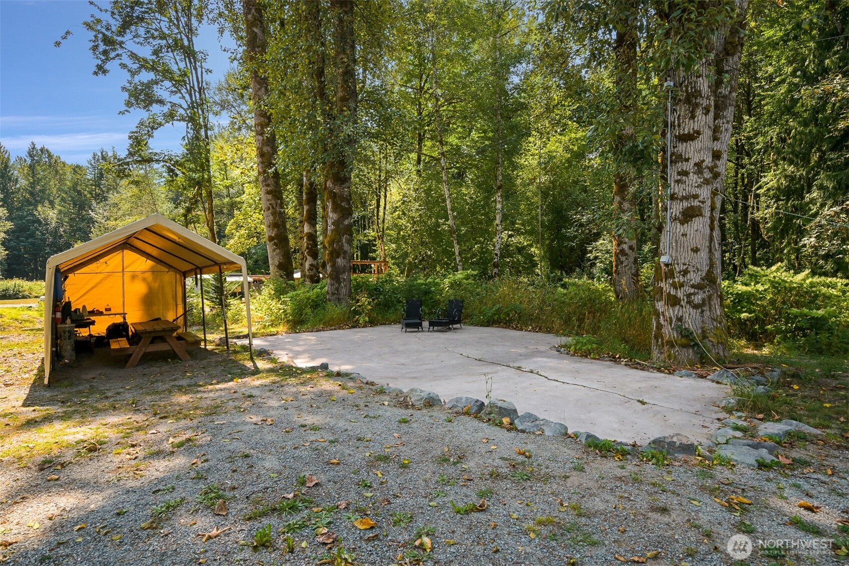 9364 Thunderbird Lane Property Photo 3