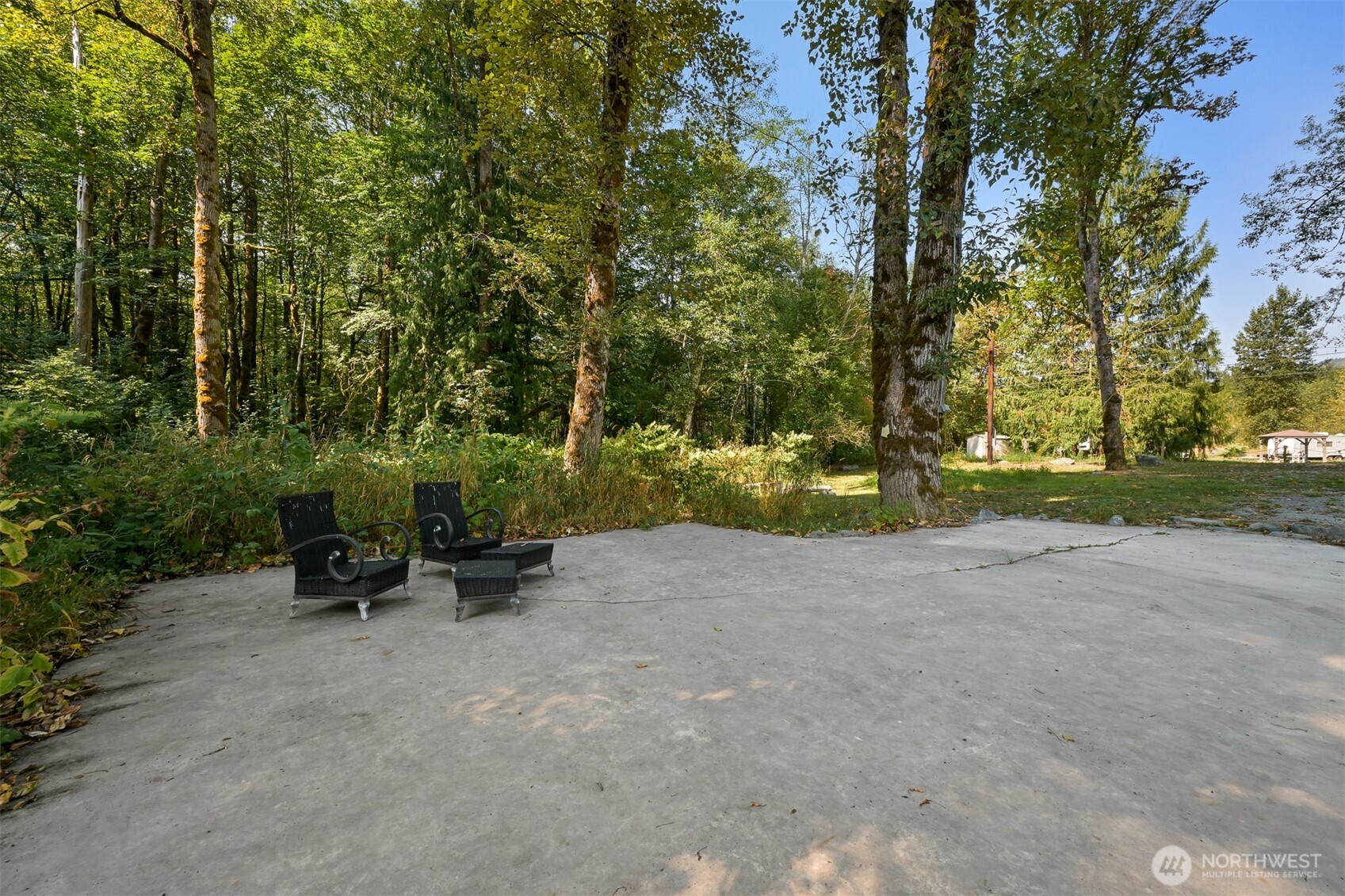 9364 Thunderbird Lane Property Photo 5