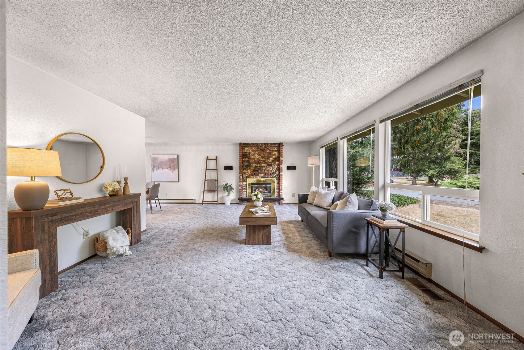 5963 Longdin Road Property Photo 4